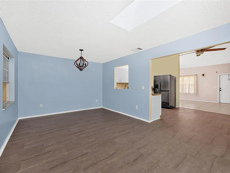 18407 Avon Ave — Photo 18