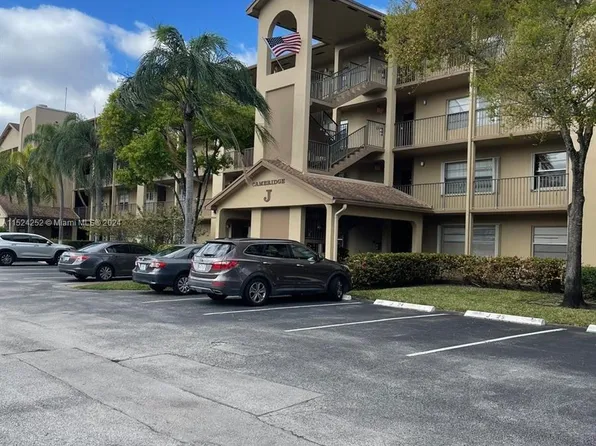 12701 SW 14th St APT 210J, Pembroke Pines, FL 33027