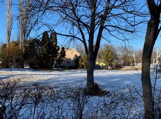329 S Summit Ave, Villa Park, IL