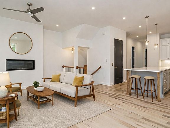 4th image of 1521 Havenmont Ct