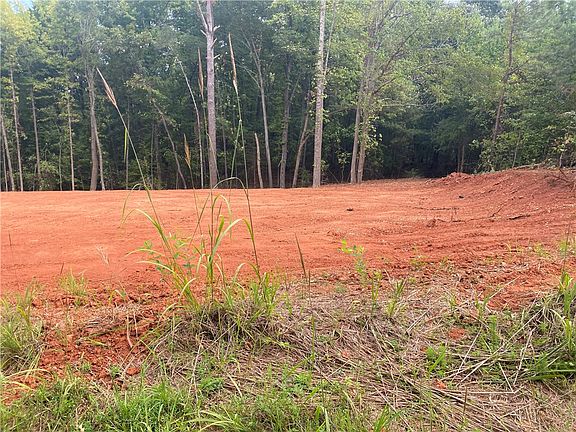 2nd image of 714 Carl Baker Rd