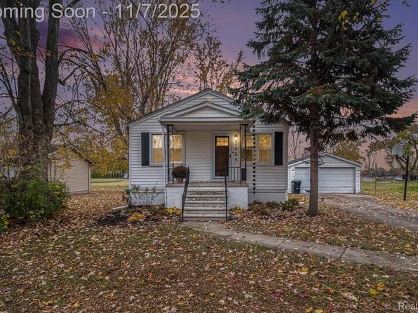 5555 Kreger St, Sterling Heights, MI 48310