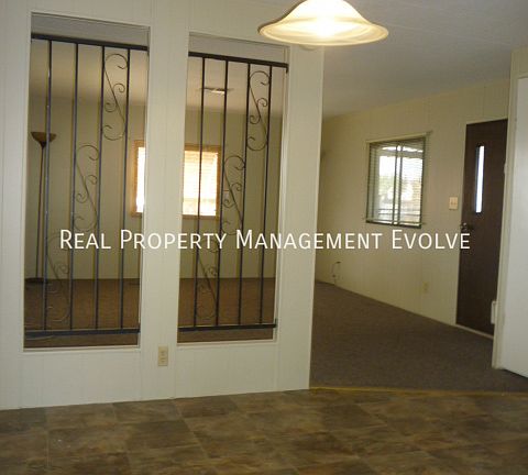 5th image of 9436 E Emelita Ave