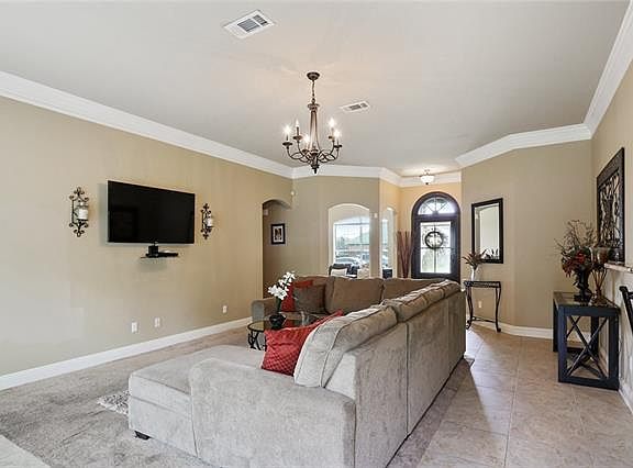 3rd image of 120 Tuscany Dr