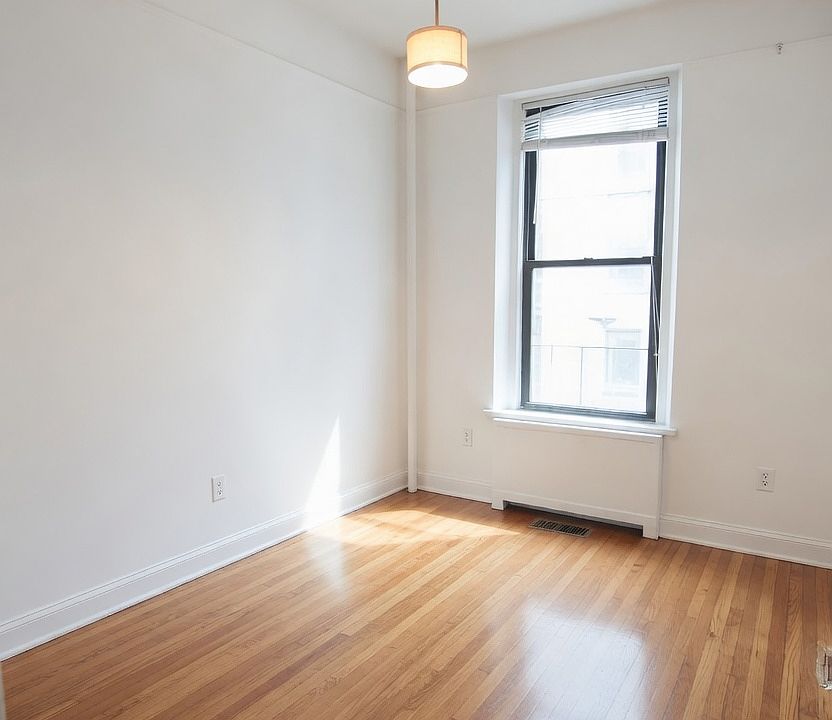 2nd image of 231 E 81st St APT 2C
