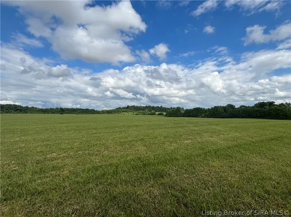 1755 N Saltillo Road, Campbellsburg, IN 47108