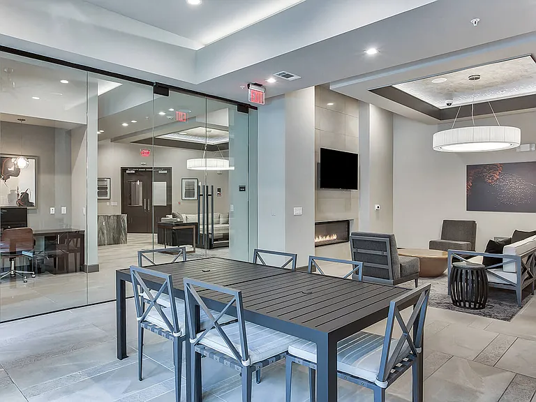 Wi-Fi Hotspots in Amenity Areas