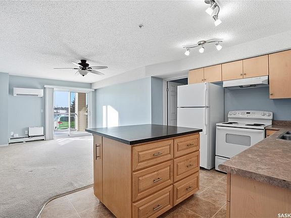 3rd image of UNIT 107-303 Lowe ROAD