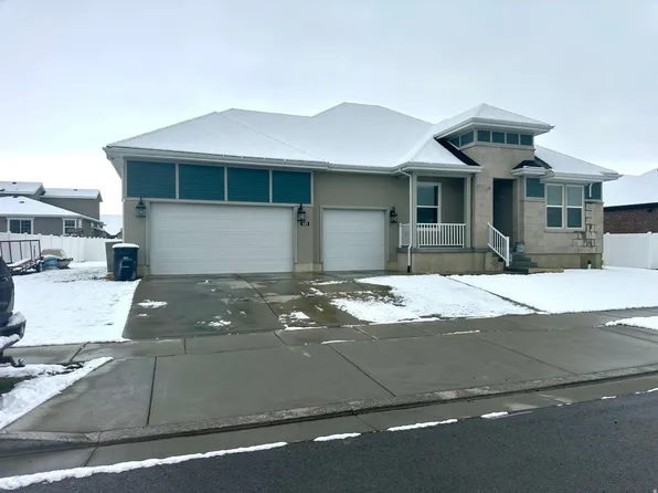 645 W Lafayette St, Stansbury Park, UT 84074