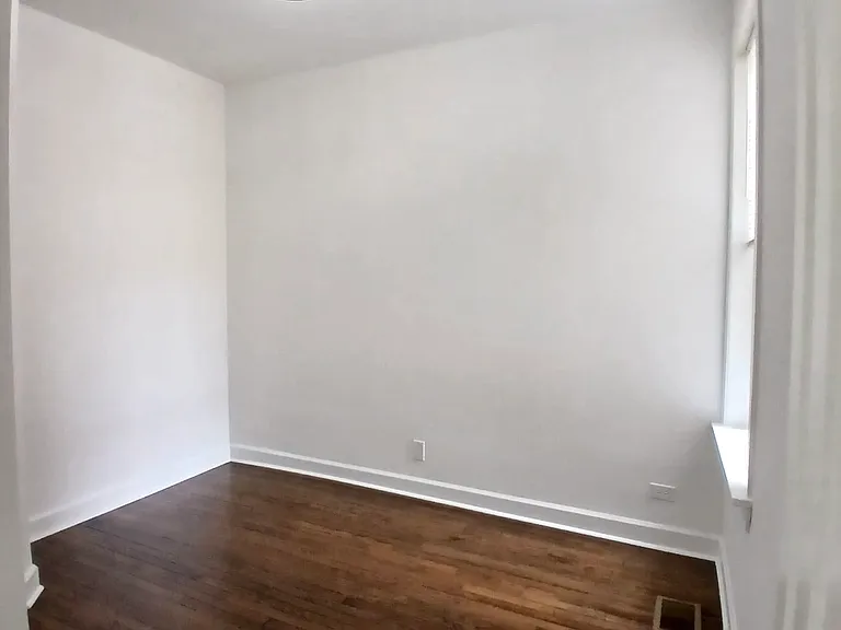 4058 W Hirsch St #1 — Photo 10