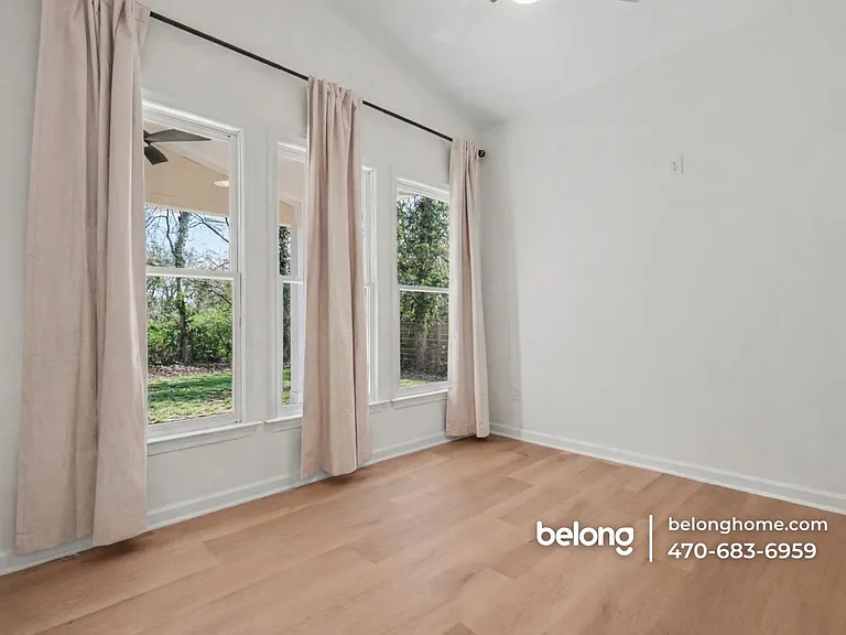 1017 Sparks St SW — Photo 25