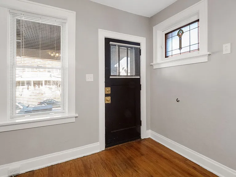 5034 Mardel Ave #1F — Photo 3