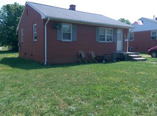 204 South St, Fredericksburg, VA 22401