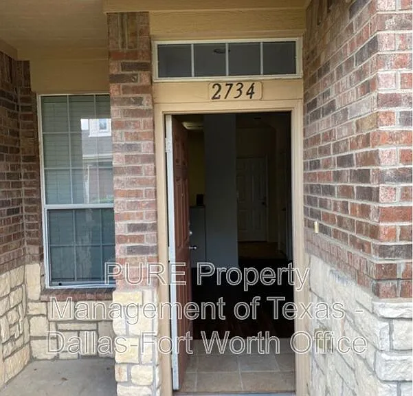 2734 Hyde Park Dr — Photo 17