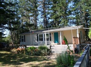 100 Sherier Rd, Cave Junction, OR 97523