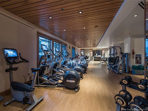 5th image of 2100 W Frostwood Blvd #3176