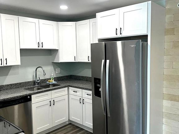 5th image of 10152 S 84th Ter #12309