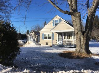 10 Switzerland Rd, Lewiston, ME 04240