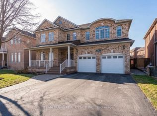52 Mount Royal Cir, Brampton, ON L6P2K4