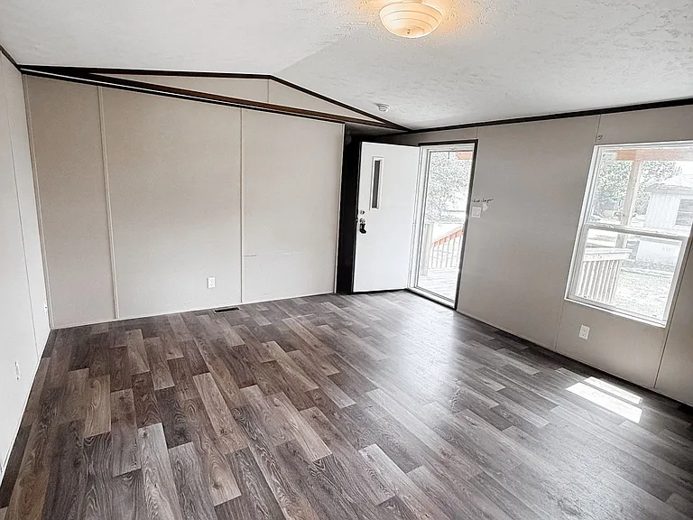 2224 Raysbad Ct — Photo 18