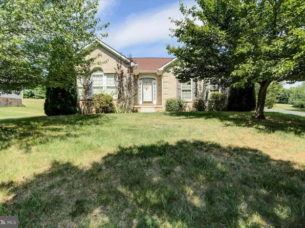10002 Rider Ct, Hagerstown, MD 21740