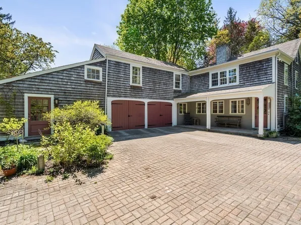 30 Holmes Ln, Milton, MA 02186