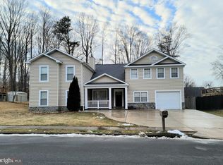 13357 Packard Dr, Woodbridge, VA 22193