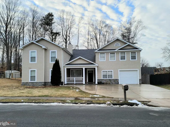 13357 Packard Dr, Woodbridge, VA 22193