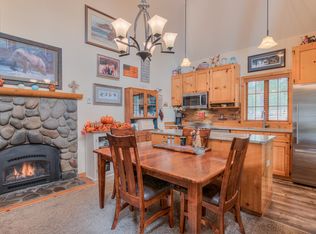 57531 Circle Four Ln, Sunriver, OR 97707