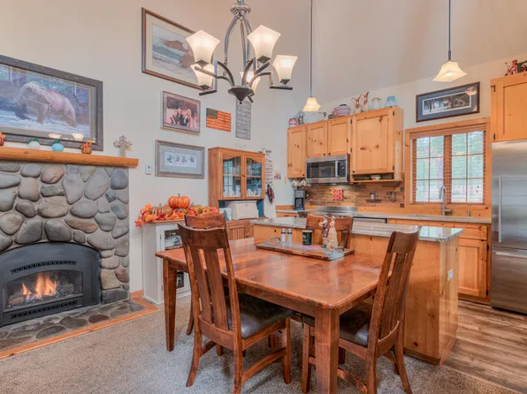 57531 Circle Four Ln, Sunriver, OR 97707