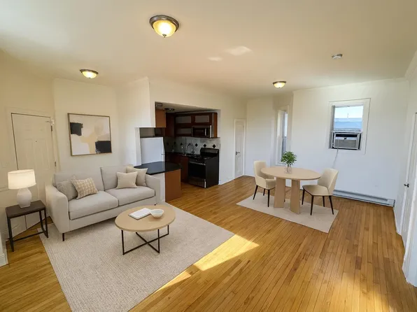 372 Communipaw Avenue image 16 of 20