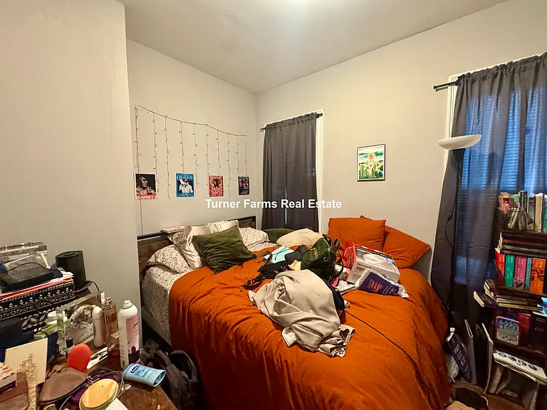 38 Crescent Ave #1A — Photo 16