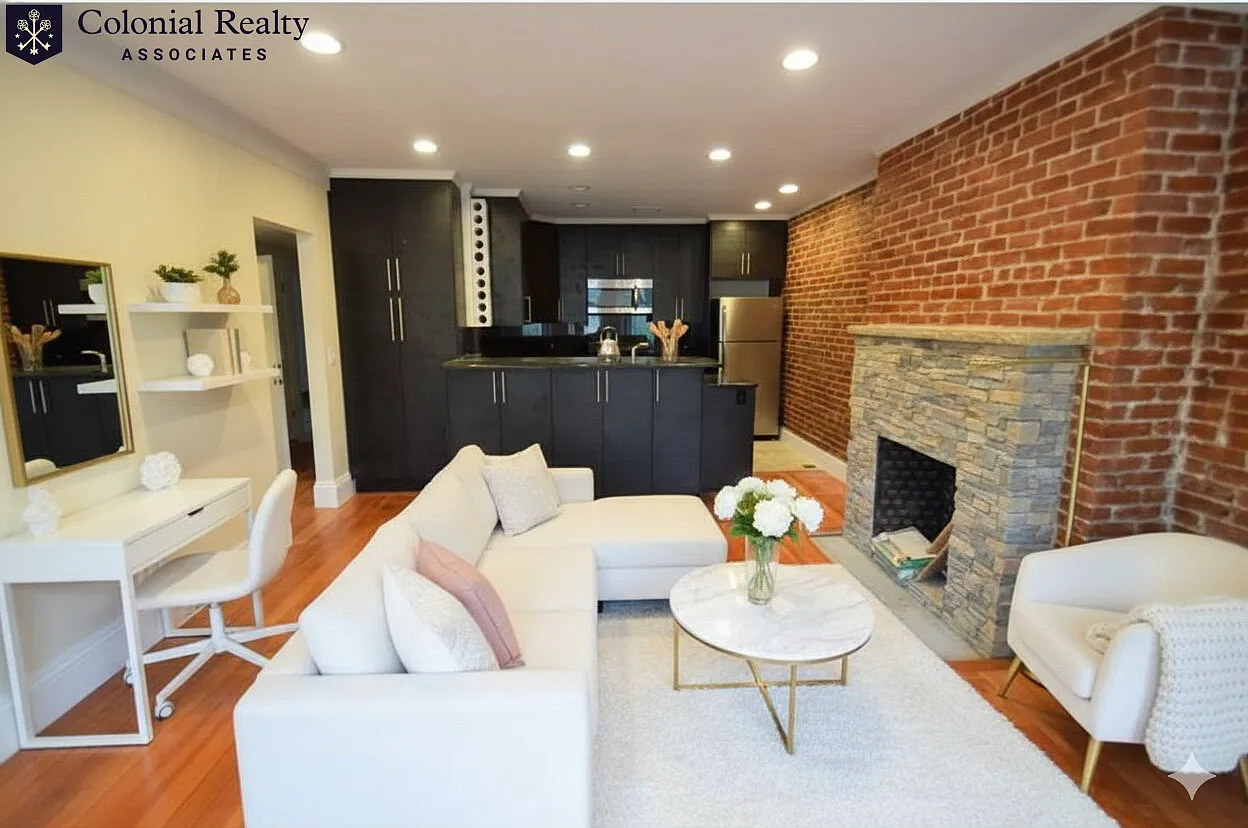 3 bed, 2.0 bath, 980 sqft, $4,800 — Photo 3