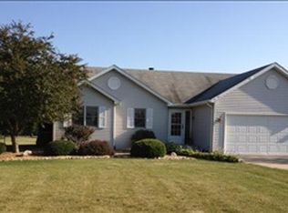 354 E Division Rd, Valparaiso, IN 46383