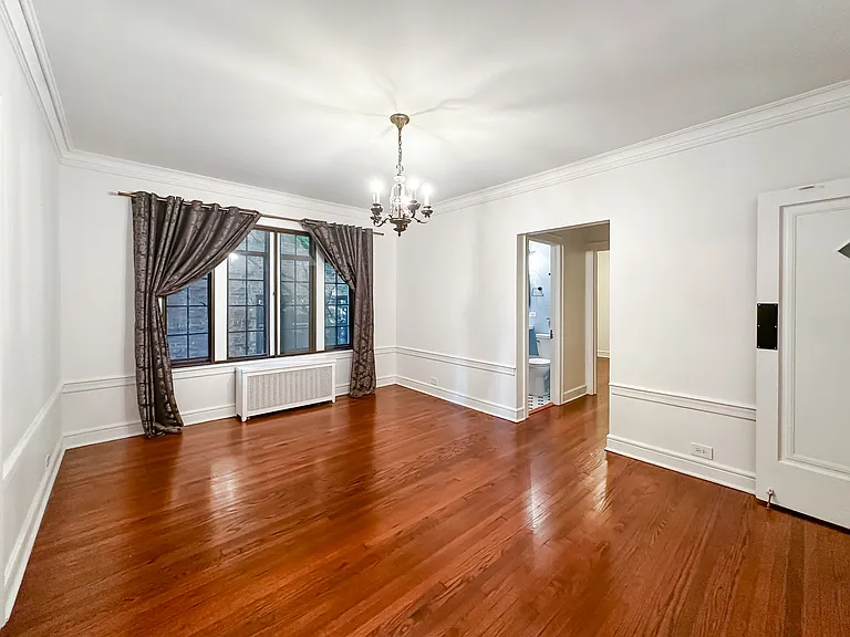 815A Forest Ave #1 — Photo 6