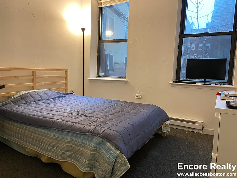 772 Columbus Ave #2 — Photo 7