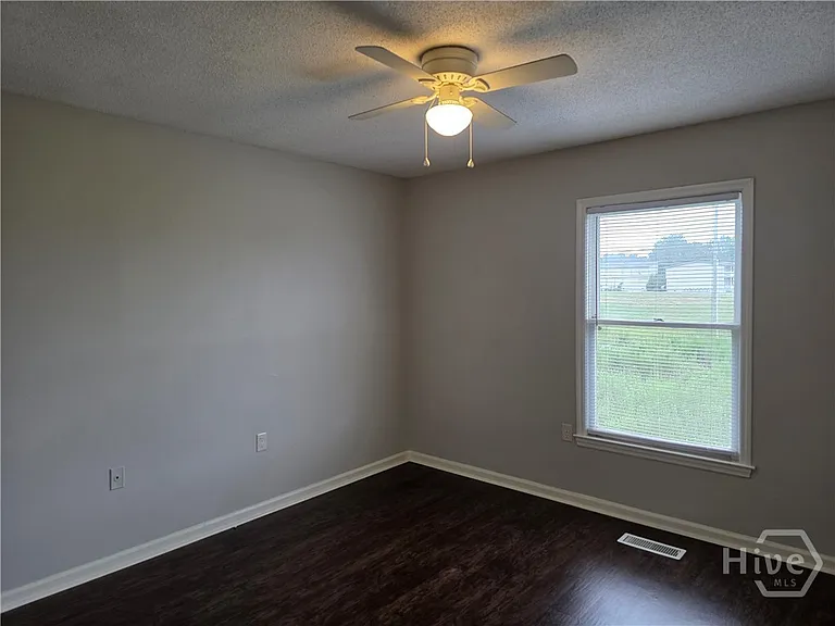 230 Lanier Dr #290 — Photo 11