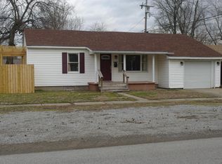 1106 W Concord St, Marion, IL 62959