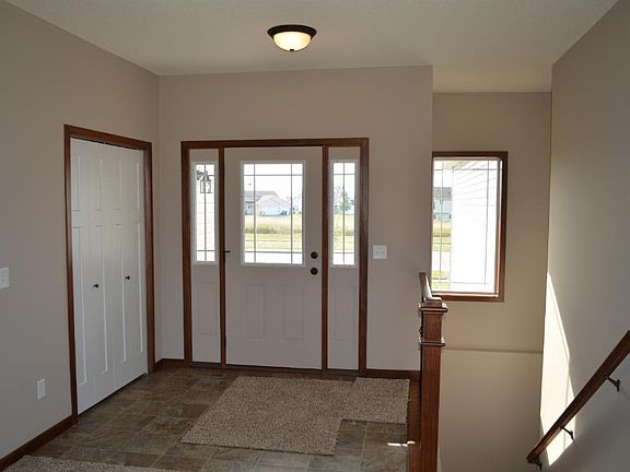 4th image of 250 Winkler Trl NE