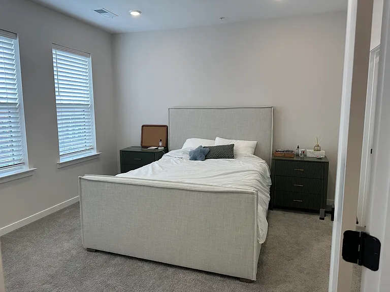 22812 Tawny Pine Sq — Photo 8