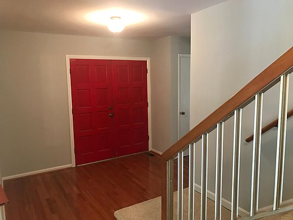 5th image of 6410 Recreation Ln