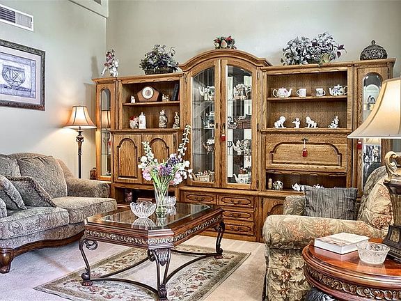 3rd image of 1469 Paseo Del Sur Ct
