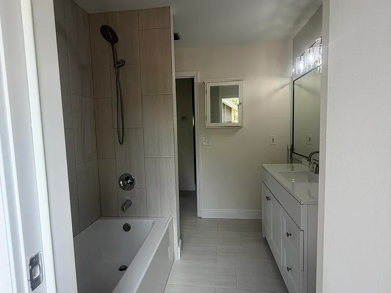 1401 Hideaway Bnd — Photo 10