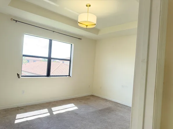 141 NE 24th Ter, Homestead, FL 33033