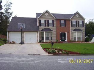 1053 Huntington Place Cir, Lithonia, GA 30058