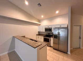 135 SE 13th St, Cape Coral, FL 33990