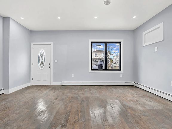 2nd image of 14657 177th St