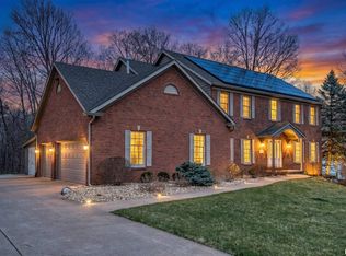 801 W Bridgetowne Ct, Dunlap, IL 61525