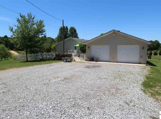 709 Woods Ln, Grand Rivers, KY 42045