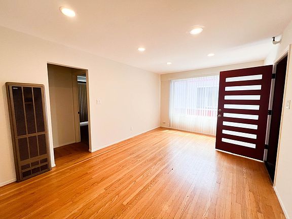 4th image of 870-874 47th Ave #874-2